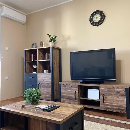 Apartment Lola Sombor