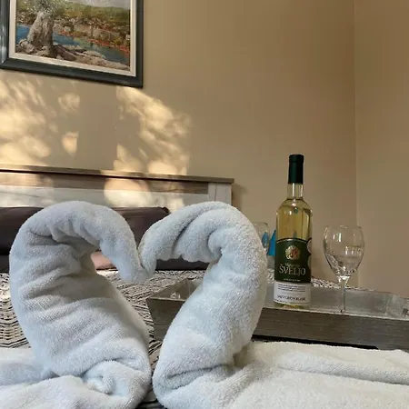 Lola Apartment